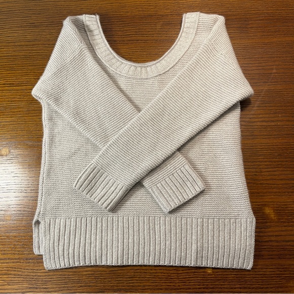 NWOT | Club Monaco 100% Italian Cashmere Sweater - Picture 6 of 7